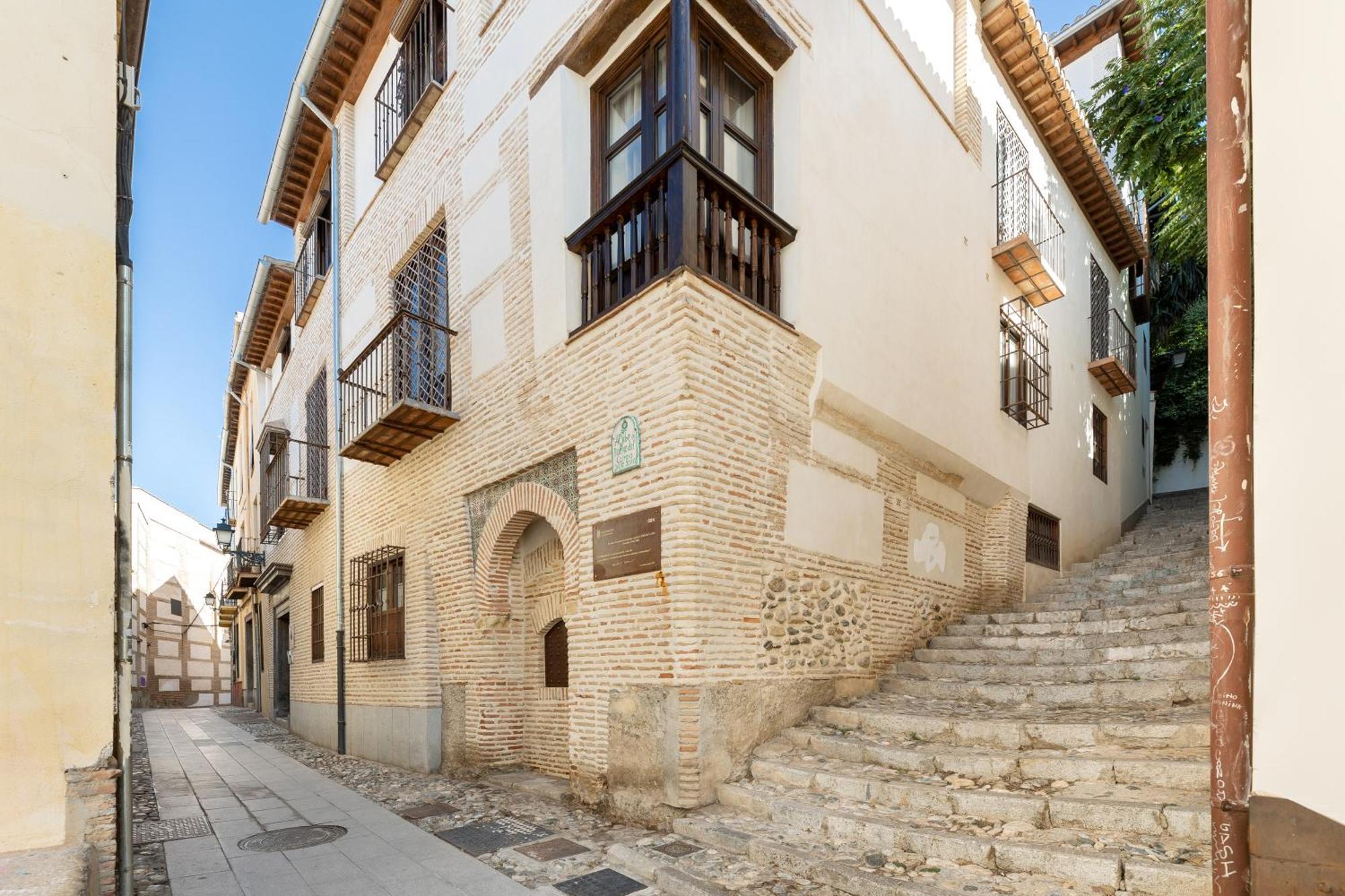 Apartamentos En Pleno Centro, Aljibe Rodrigo Del Campo 1C Granada Kültér fotó