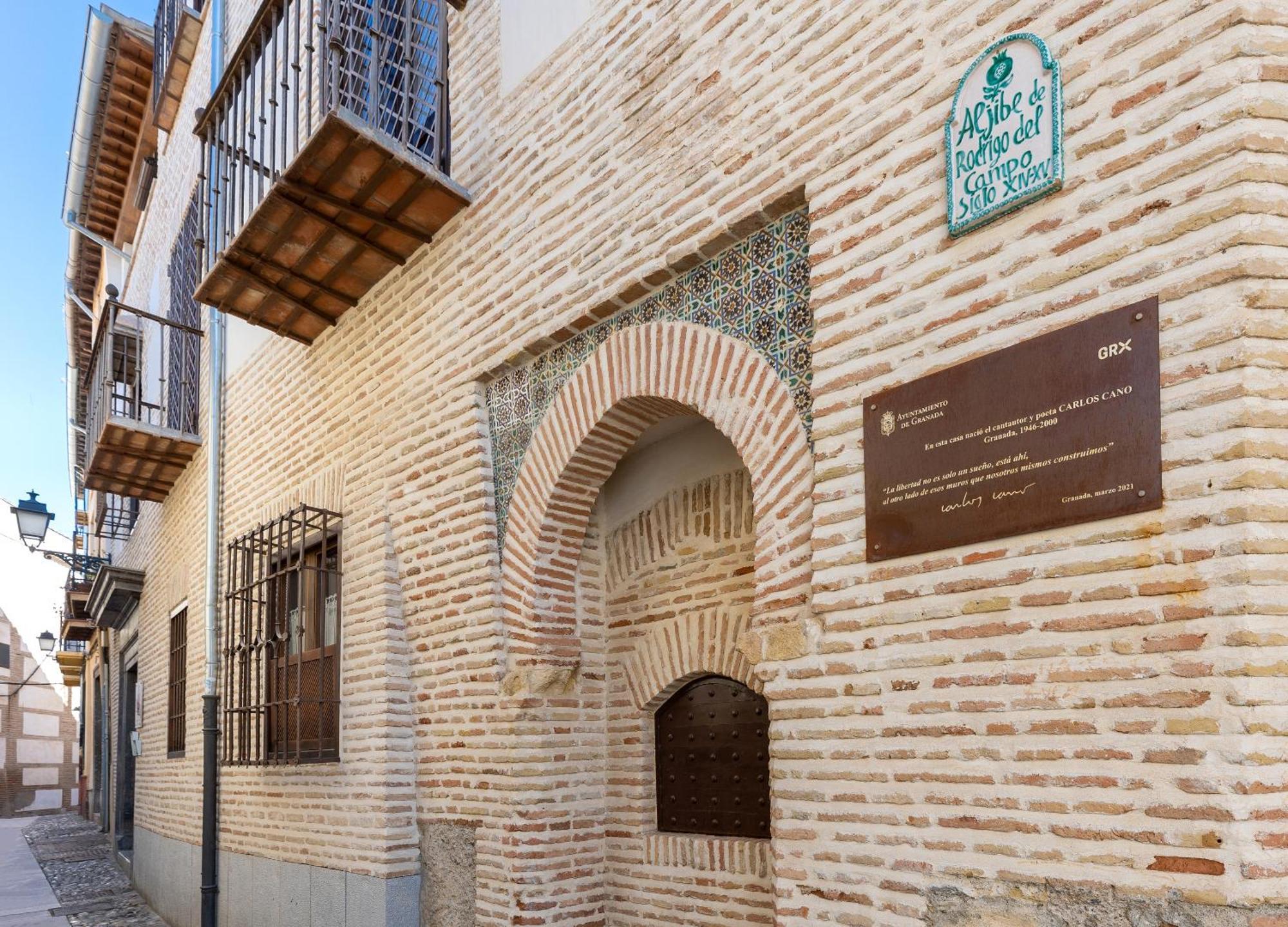 Apartamentos En Pleno Centro, Aljibe Rodrigo Del Campo 1C Granada Kültér fotó